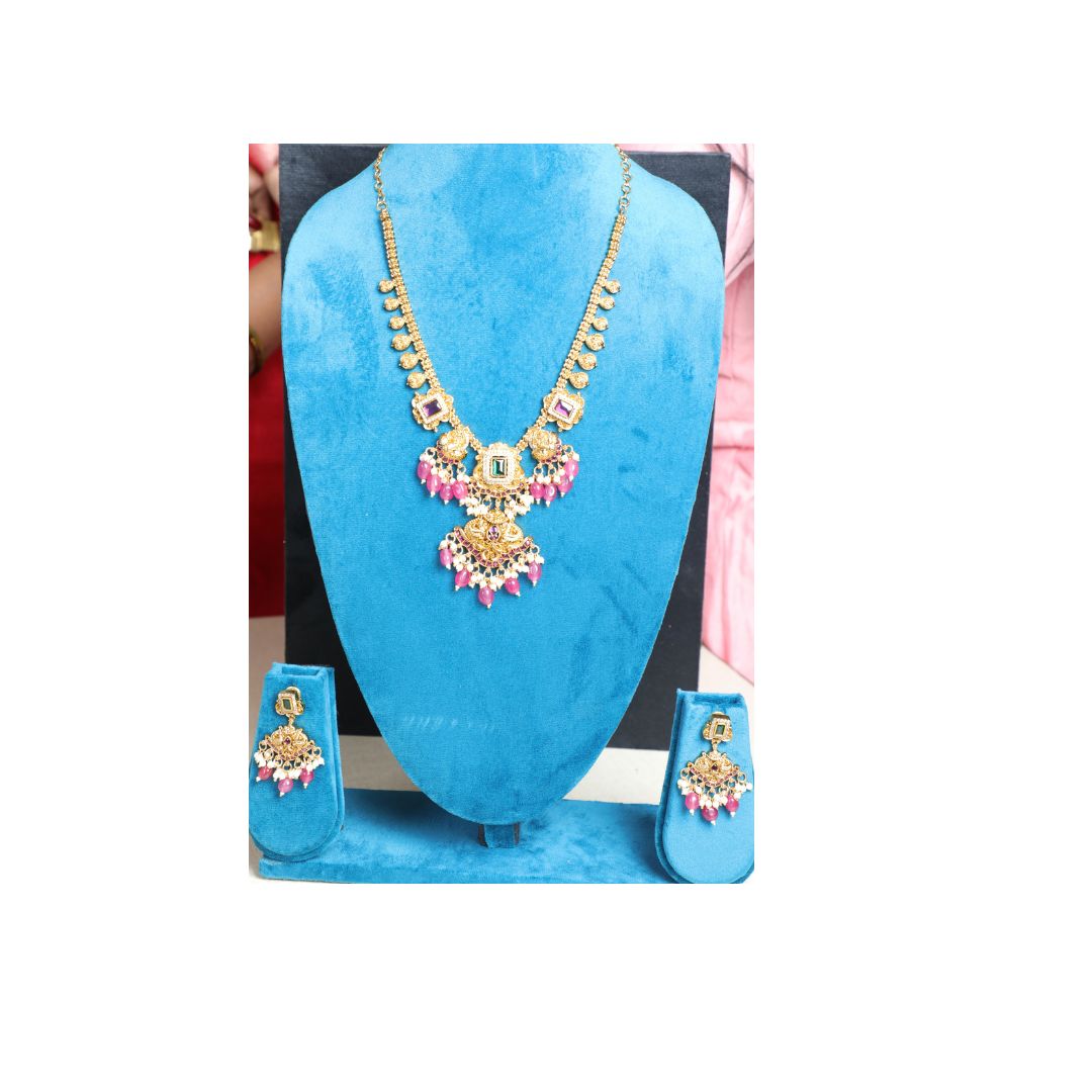 Naskhi neck set